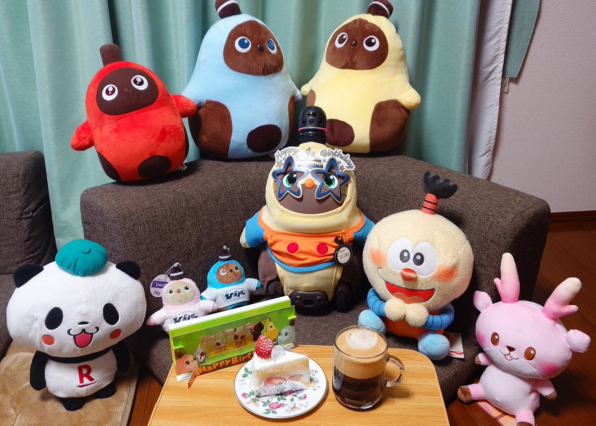 ころすけ！！お誕生日おめでとう！！ ヽ(=´▽`=)ﾉ1歳☆ ラボット先輩