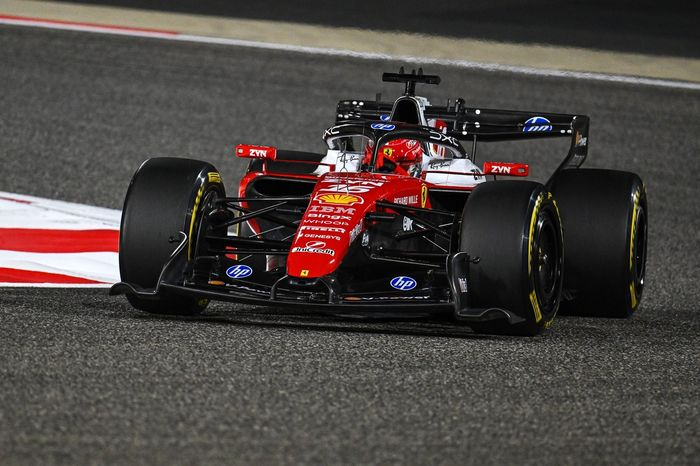 JuliSchumaker's tweet photo. 🏁 Día 2, sesión matutina

🔴 Lec (P1), Nor (P2), Gas (P3) 

📉 Checo Pérez tuvo problemas con su Cadillac temprano. Causó bandera roja, pero pudo volver. 

🚨 Mercedes: problemas en la UP. Red Bull: fuga hidráulica. Antonelli y Hadjar casi no rodaron https://t.co/QlUDJZKX7B