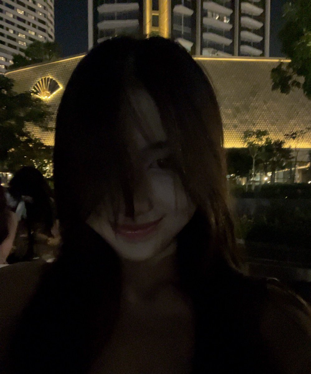 michelle alexandra tweet media