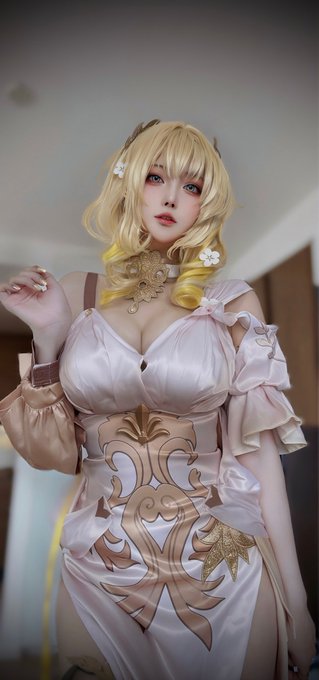 Twitterのコスプレ画像16