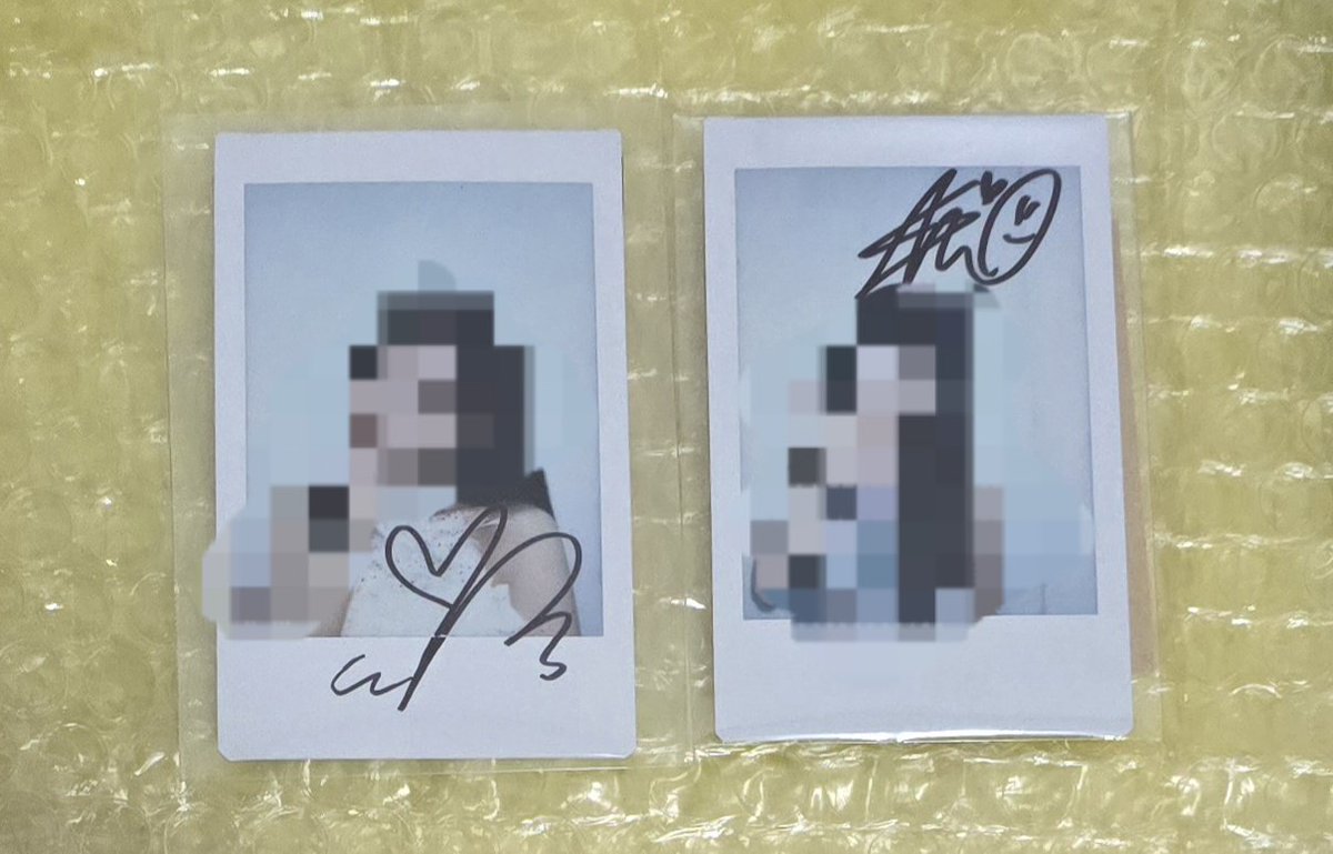 mkrjhan's tweet photo. 메이딘 미니 팬미팅 쿠지 
MADEIN SHOWCASE KUJI 
당첨 싸인 폴라로이드
공방 싸인 폴라
WINNER SIGEND POLAROID
MADE in BLUE  양도
wts sell dm plz 디엠주세요!

쇼케 photocard 
마시로 미유 세리나 나고미
mashiro miu serina nagomi
マシロ ミユ セリナ 阿部和
メイディン https://t.co/SeTGN5S4Zr
