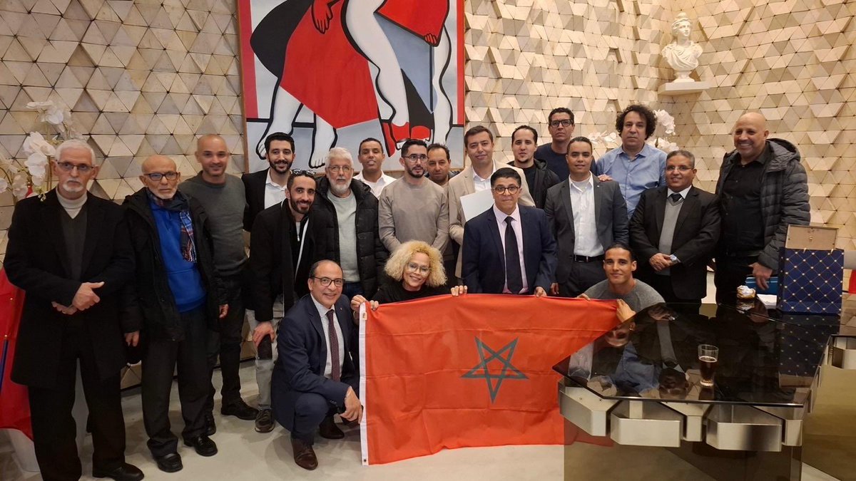 talama_asso's tweet photo. 🤝 L'Association #TALAMA salue la coopération #Mirleft - #Nanterre !
Un partenariat qui concrétise l'ambition de la France dans les Provinces du Sud, soulignée par l'Ambassadeur Christophe Lecourtier.
Au programme : expertises, culture et projets scolaires ! 
#Maroc #France https://t.co/qVrWlu0gpd