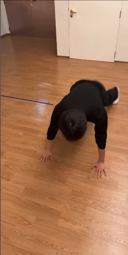 Have you missed the Tiktok live of LUN8? 

Today, they recorded some shorts

🔗drive.google.com/drive/folders/…

#LUN8 #루네이트 #ルネイト