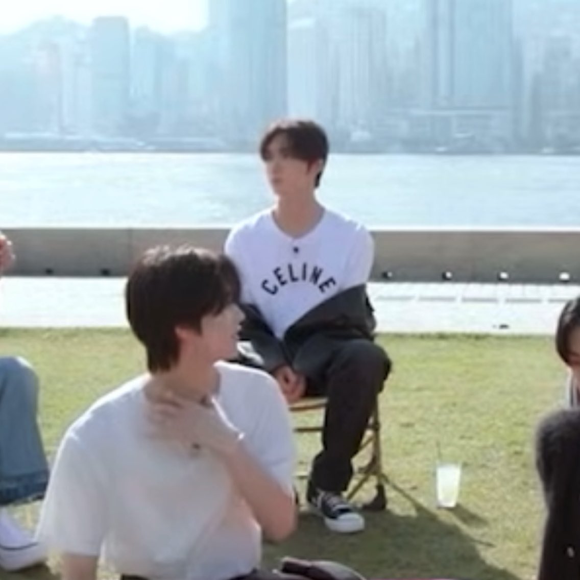 springchuuun's tweet photo. 입츈 https://t.co/7bYJlaBZhe