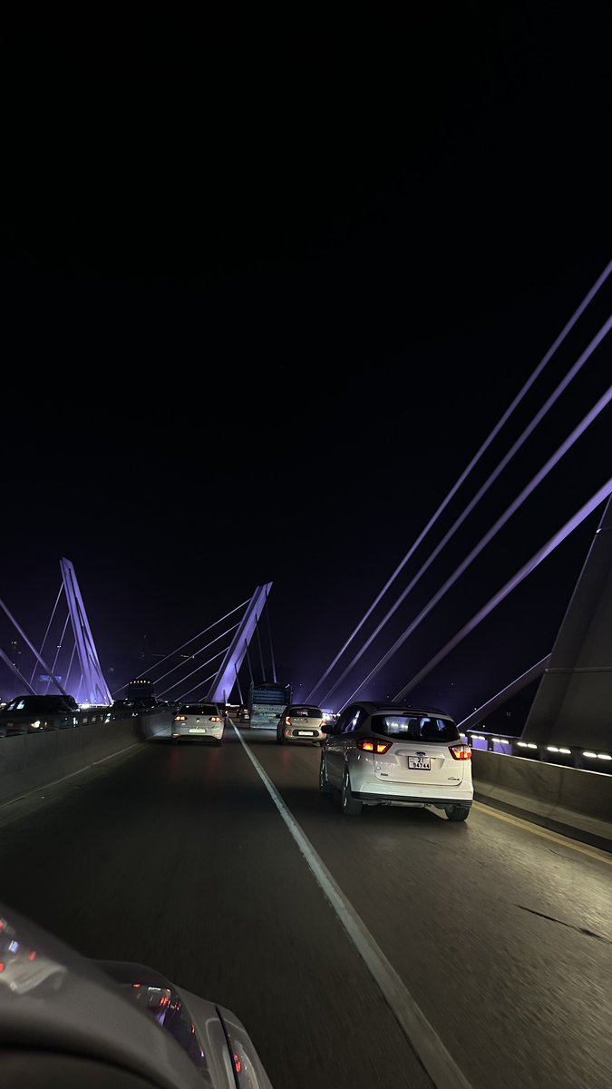 moeprive's tweet image. دمب اخر بدون زوجة