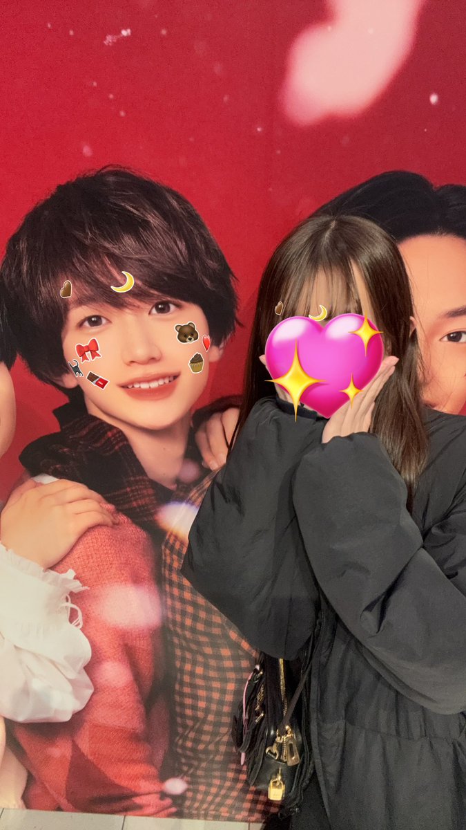 leomel__27's tweet photo. あけおめ2026💞💞

れおのファン成人するまでしてると思ってなかった🫠🫠🫠
大好き❣️❣️❣️になったし、これからも応援させてね😧😧 https://t.co/J9VqMbX3GS