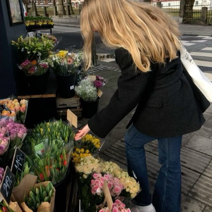 Jennifer ᥫ᭡. tweet media