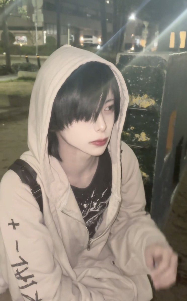 uyfnvdl_'s tweet photo. 髪色変えた〜 https://t.co/foufBnUua0