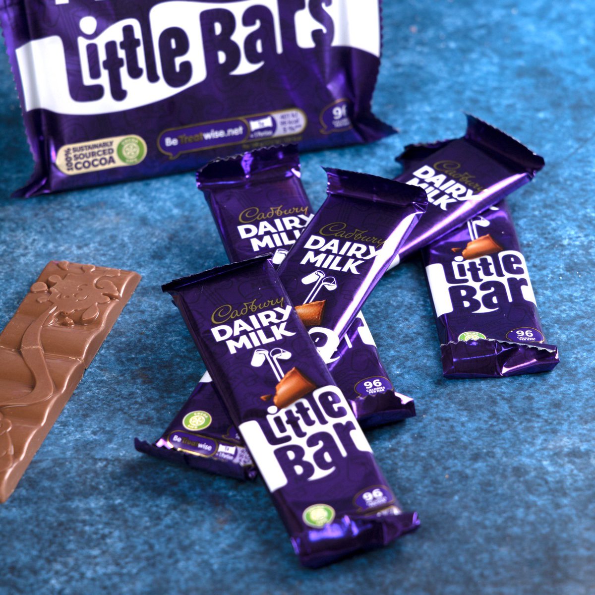 LondonChoco's tweet image. Cadbury Dairy Milk Little Bar Chocolate 
📍 متوفر في كاكاو لندن
📞 90911750

#كاكاو_لندن #عروض_الكويت #شوكولاته #هوت_شوكليت #Aero نسكافيه مشروبات_ساخنة تسوق_الكويت chocolate HotChoc