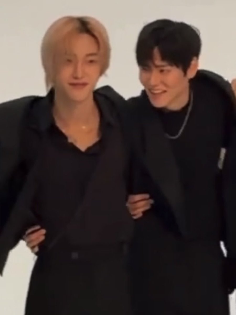 細い腰に細長い指…昇天する準備は整った