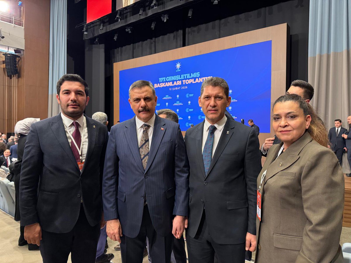 alicetin_07's tweet photo. Sayın Cumhurbaşkanımızın tensipleriyle,
Adalet Bakanlığı görevine getirilen Sayın Akın Gürlek ve İçişleri Bakanlığı görevine getirilen Sayın Mustafa Çiftçi Bakanlarımızla bir araya gelerek teşkilatımız adına hayırlı olsun dileklerimizi ilettik. https://t.co/3dITVnSU1O