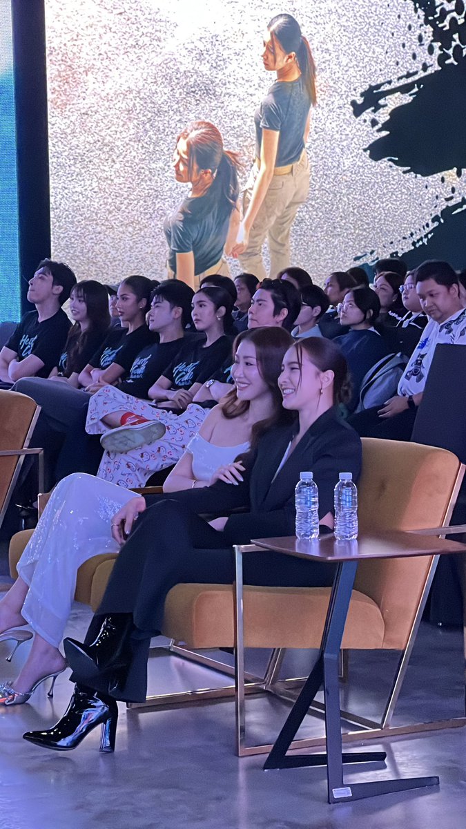 บรรยากาศดูซีรีส์ Heart Code สืบลับจับใจ EP1 💚 TUNGPANGJESSIE HEARTCODE ...
