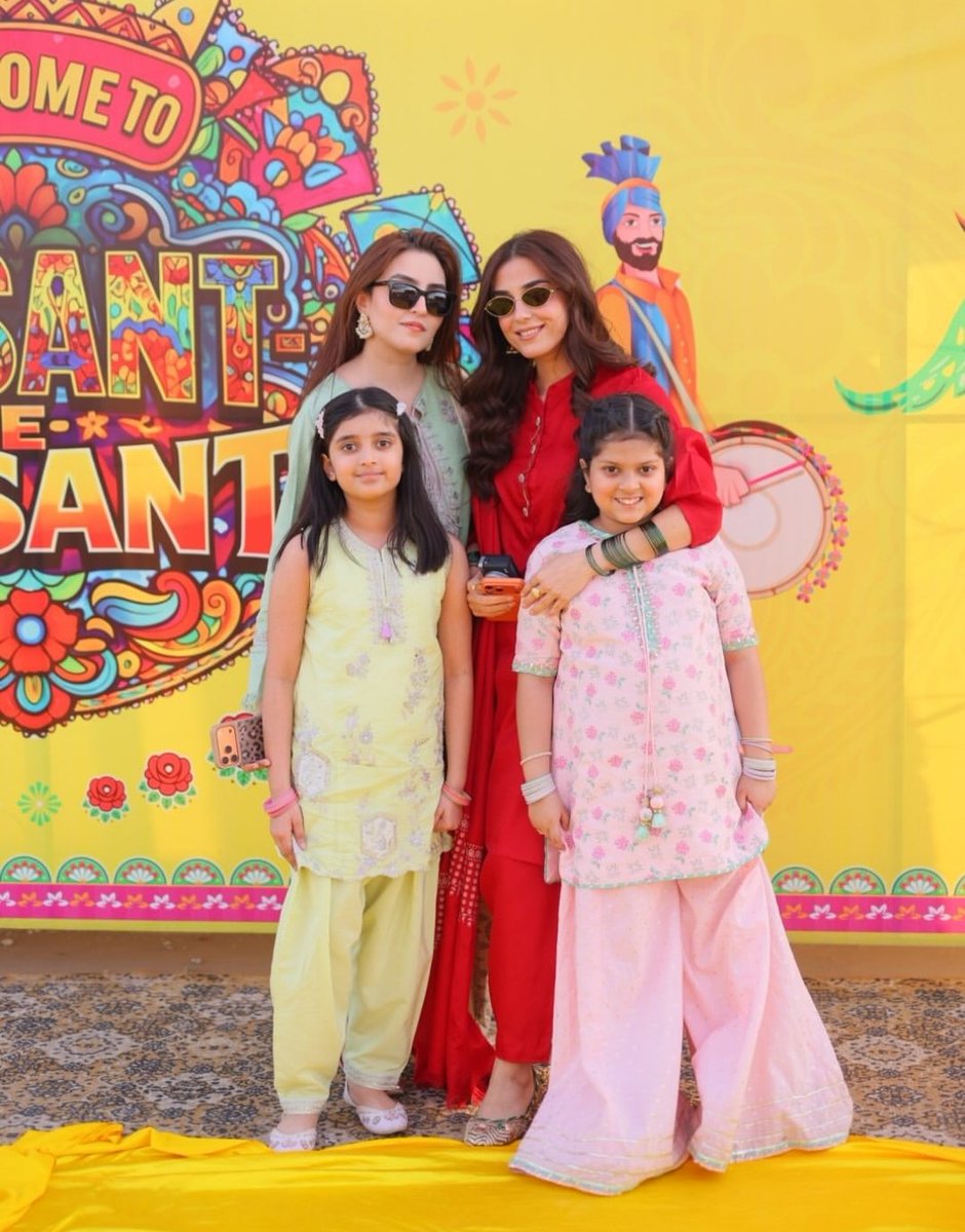 P36801Tasnim's tweet image. Amirah is growing so beautifully MashaAllah and looks like besties Sana and Maya had a great time 🤍🧿

#WahajAli #MayaAli