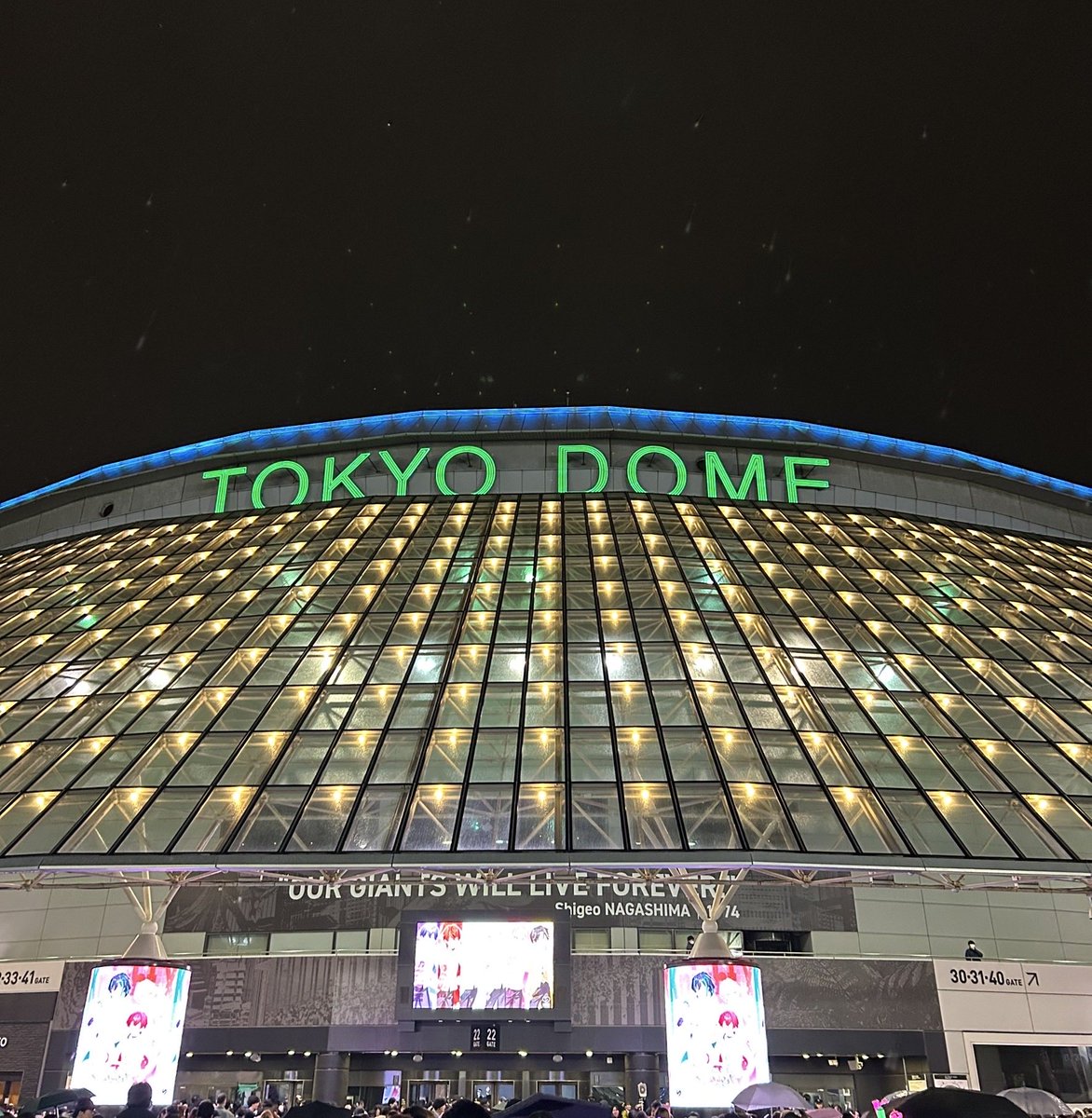 RokAux2's tweet photo. 初生らぴすくんしてきました！
生で見てもイケメンでした(T ^ T)
一緒にディズニー連れて行ってくださいな

 #らぴすみて https://t.co/WwaltNV7z5