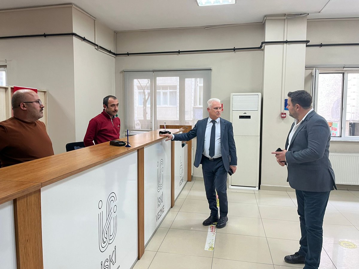 İSKİ Esenyurt Şube Müdürlüğümüzü ziyaret ederek Şube Müdürü olarak ataması yapılan Sn. Gökhan Yüksel’e hayırlı olsun dileklerimi ilettim. 
Şubede yapılan çalışmaları, 
Şube Müdürümüz ve Şeflerimiz ile değerlendirdik.💦