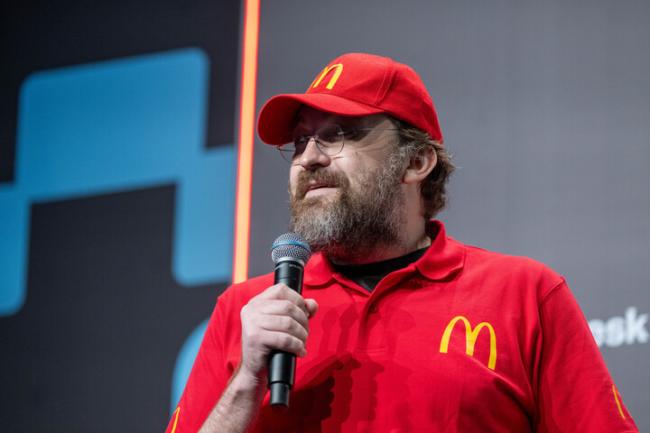 .<a href="/IOHK_Charles/">Charles Hoskinson</a> is the McLegend of crypto