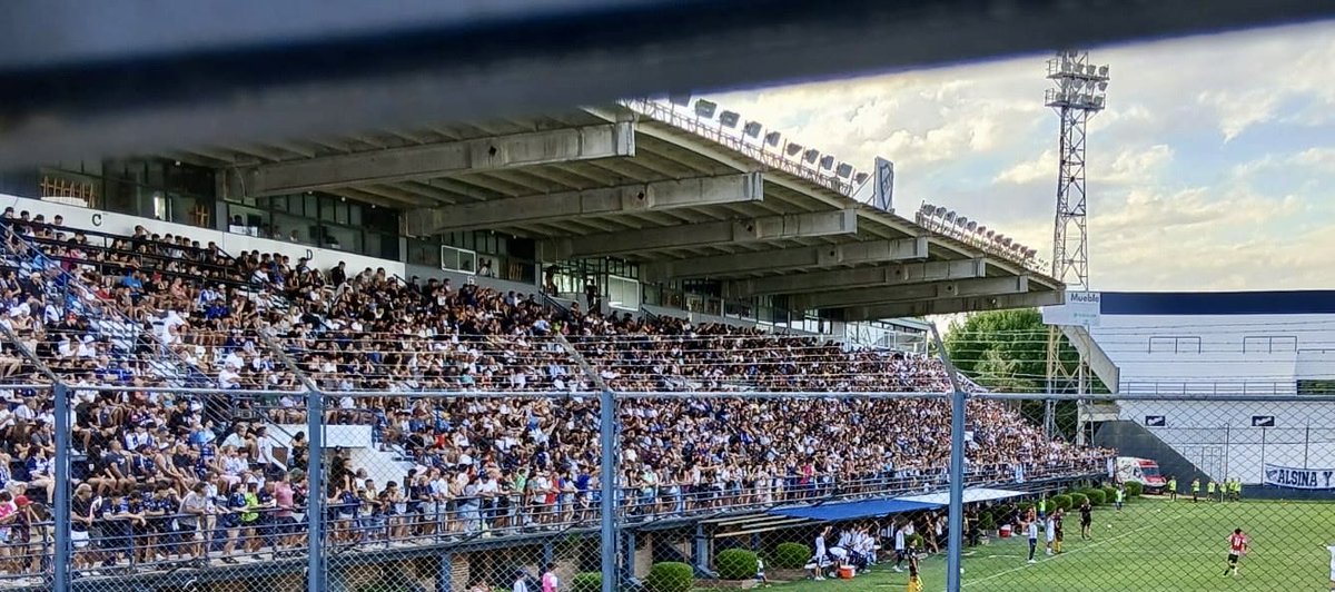 PODER DE CONVOCATORIA INTACTO DIA DE SEMANA 17 hs CALOR PARTIDO DE 3 DIVICION Y VAMOS 3.000 HINCHAS , SOMOS GIGANTES QAC <a href="/ElfutbolQAC/">Germán Rodriguez</a> <a href="/LucasCastro_QAC/">Lucas</a> <a href="/78_noti/">noti quilmes</a> <a href="/GydTravelers/">Gustavo Sacco</a> <a href="/marcecalello/">marcelo calello</a> <a href="/milo9798/">milocervecero...</a> <a href="/qac_lea/">Lea-QAC</a> <a href="/QACcuyo/">QAC PEÑA CUYO</a> <a href="/estebanqac/">Esteban Fernandez</a> <a href="/luis_lvcaputa/">Luis</a> <a href="/Luceromagali_/">Lu 🖤</a> <a href="/jairocervecero/">Jairocervecero</a>