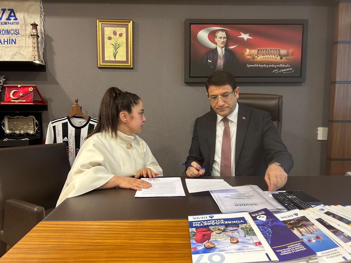 🔵 EMADDER – T.B.M.M. DEVA PARTİSİ SN. İDRİS ŞAHİN GÖRÜŞMESİ

<a href="/devapartisi/">DEVA Partisi</a>
<a href="/alibabacan/">Ali Babacan</a>
<a href="/avidrissahin/">Av. İdris Şahin</a>

Emeklilikte Adalet Derneği Meclis Ekibimiz, DEVA Partisi Ankara Milletvekili Sayın İdris Şahin ile kademeli emeklilik başta olmak üzere yaşanan hak kayıplarına ilişkin