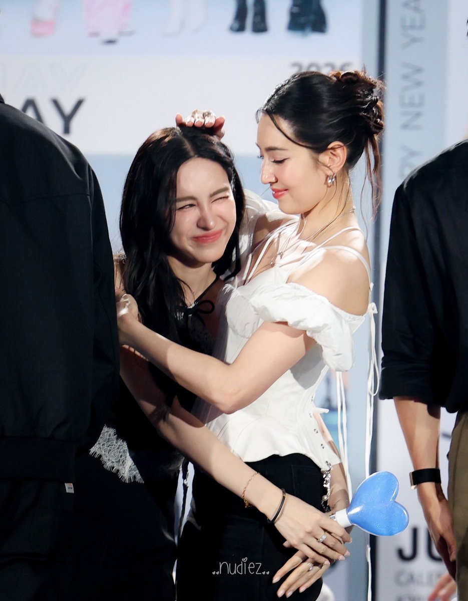 จะชาตินี้จะชาติไหน หัวใจฉันมีเพียงเธอ