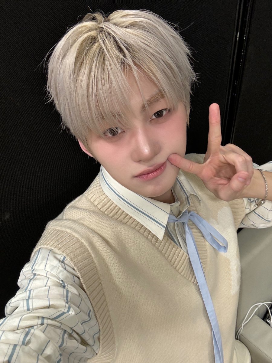 jihoon pics tweet media