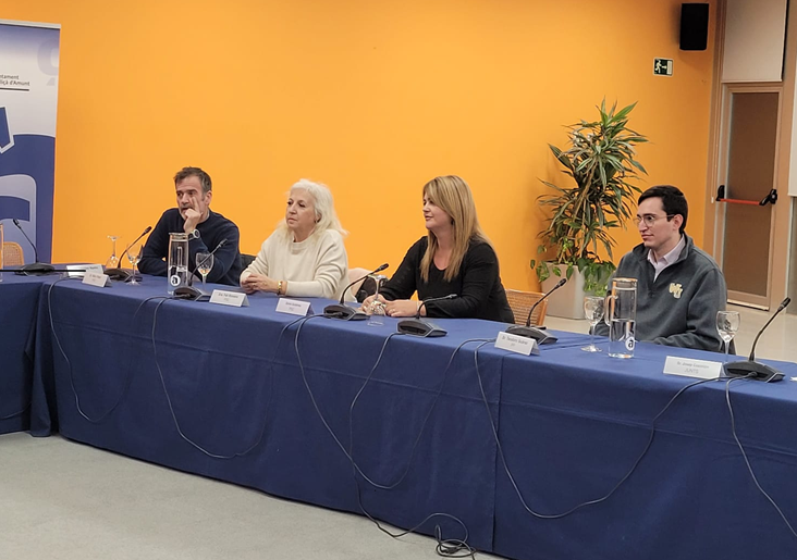 En el Ple extraordinari urgent, d'ahir dimecres, va tenir lloc la presa de possessió de Sonia Gutiérrez com a regidora del PSC. En el seu discurs va dir que es comprometia fermament a treballar pel benestar dels veïns i veïnes del municipi, i el progrés de #LliçàdAmunt