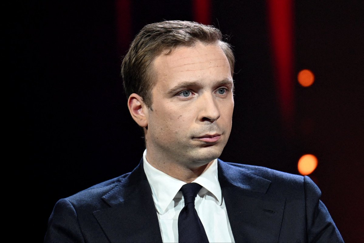 🗣️ Antoine Valentin, député UDR-RN : 

« Bruno Retailleau ? Il a expulsé plus de cadres « dissidents » chez LR que d’OQTF lorsqu’il était ministre. »