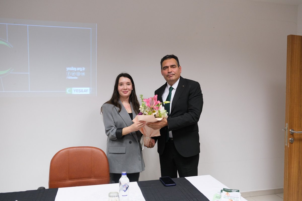 Yeşilay Kırklareli Şubesi olarak Adliye konferans salonunda Kırklareli Cumhuriyet Başsavcısı Sn. Özkan Levent Taşkoparan’ın katılımıyla adliye personeline yönelik YEDAM Sosyal Hizmet Uzmanımız tarafından Sigara, Alkol, Madde ve Davranışsal Bağımlılıklar sunumu gerçekleştirildi.