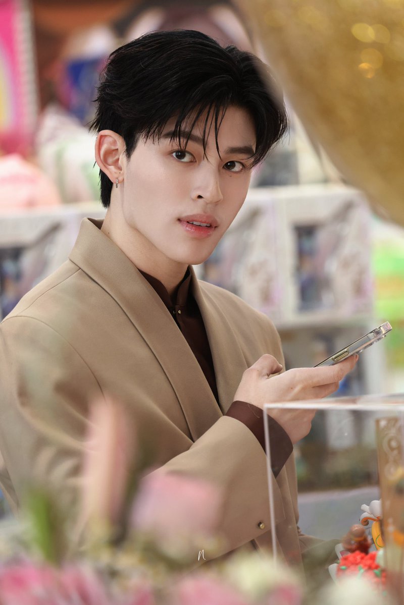 เราจะมีโอกาสได้เห็นผมทรงนี้อีกมั้ย ถ้าอยากให้ปอนด์กลับมาทำผมทรงนี้ต้องไปยื่นอุทธรณ์ที่ศาลไหน ศาลไขฟงหร๊ออออออ 😭😭😭😭😭🥹🥹🥹🥹