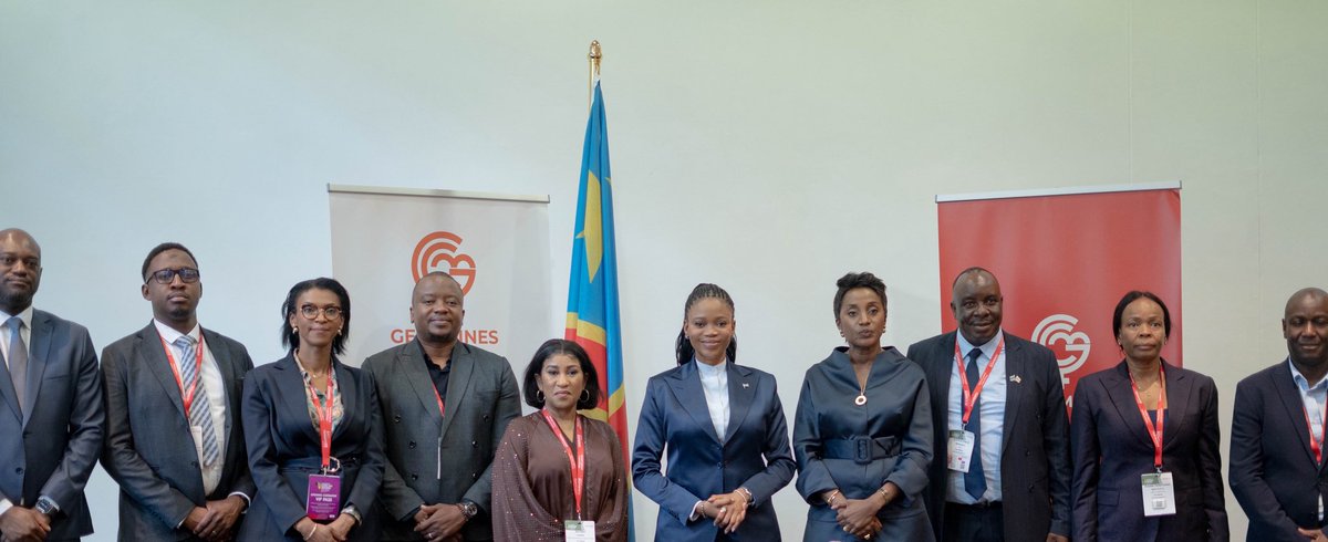 En marge des rencontres officielles, SE Mme <a href="/_JulieShiku/">Julie Shiku</a>, Ministre du Portefeuille, a tenu des échanges stratégiques de haut niveau avec SE Mr <a href="/FranckenTheo/">Theo Francken</a>, Ministre de la Défense du Royaume de Belgique, et SE Mme Bogolo Joy Kenewendo, Ministre des Mines et de l’Énergie du