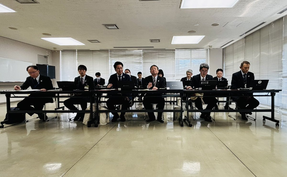 令和8年度当初予算案1兆658億5189万8千円
(R7当初比 ＋539億9464万6千円、＋5.3％)について３日間各部局からのレクが終わりました。
予算案ポイントのキャッチフレーズは➡️未来を創る改革継続予算－社会の基本設計をアップデートする－。明日１３日から２月定例会が開会します。