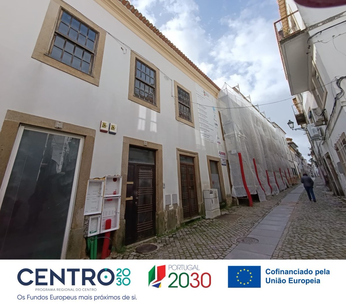 O Município de Castelo Branco viu aprovada uma candidatura para a Escola de Chefs - Centro de Estudos Gastronómicos, com um apoio financeiro da União Europeia no valor de 3.130.348,11€, no âmbito do Programa CENTRO2030.