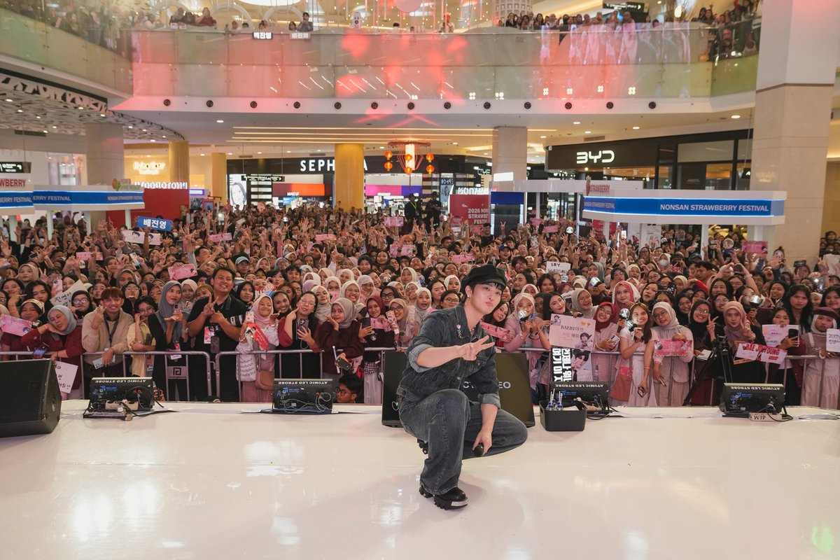 NadhirulBLB's tweet photo. Cekrek๐ธ๐ธ
#๋ฐฐ์ง์ #BAEJINYOUNG #Papion #NonsanStrawberryFestJKT2026 https://t.co/p25OhKGTpK