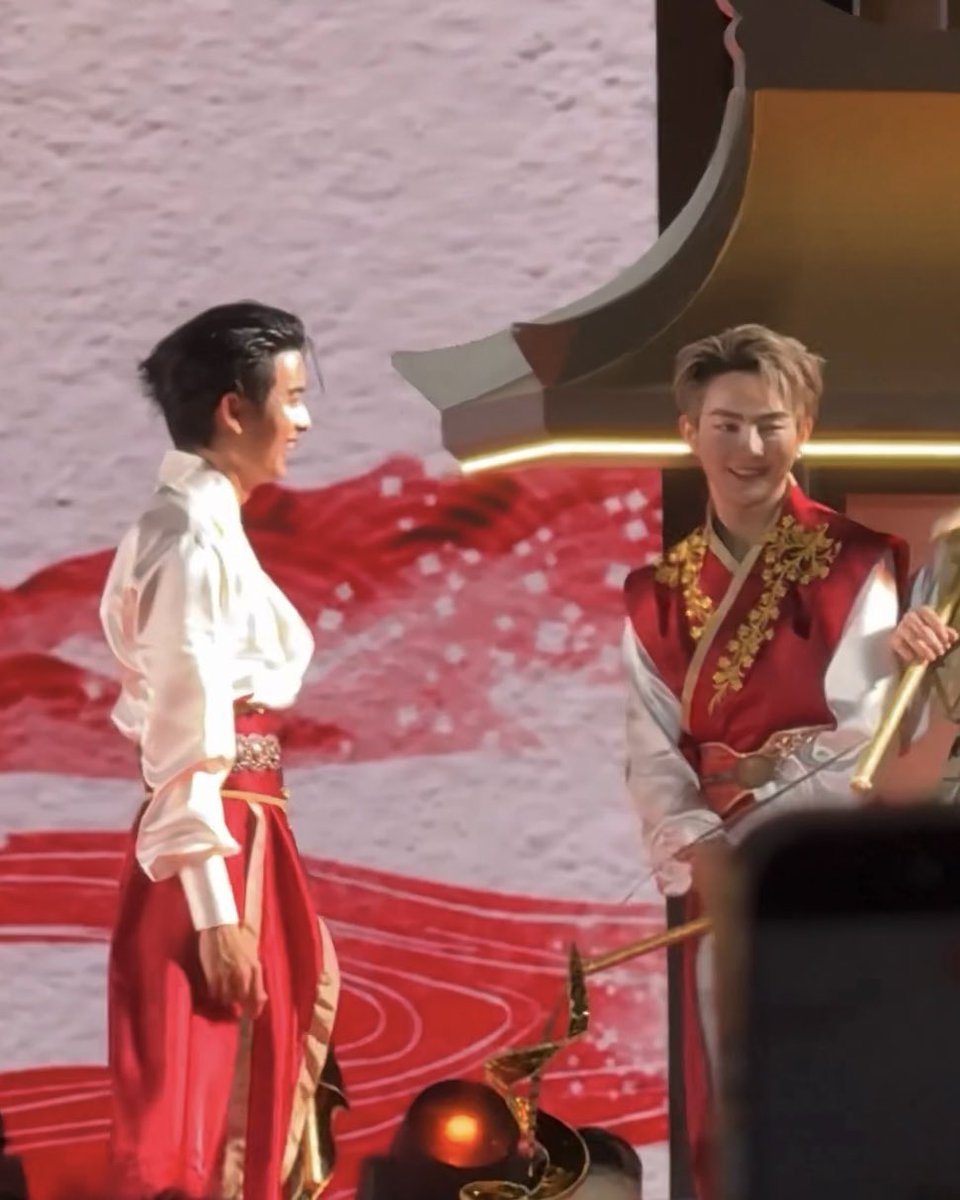 ไอเจี้ยกุไม่อยู่แร้ว ㅠㅡㅠ ฮึก ฮือ…… โฮ... ฮึก... ฮือ …ฮือ ฮึก โฮ … ฟืดดดดด ฮืออ ฟืดดดดด ฮือ โฮฮฮ ฮึก