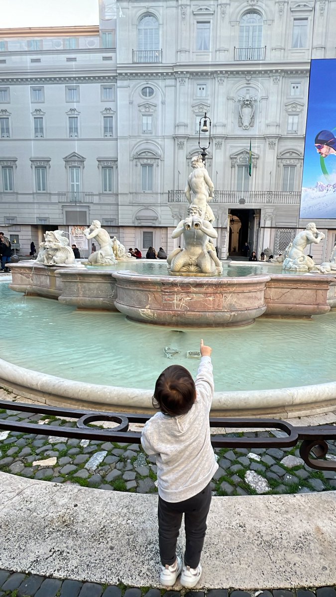 Eternamente enamorada de tener la oportunidad de estar a tu lado 24/7 y conocer el mundo ❤️🧚