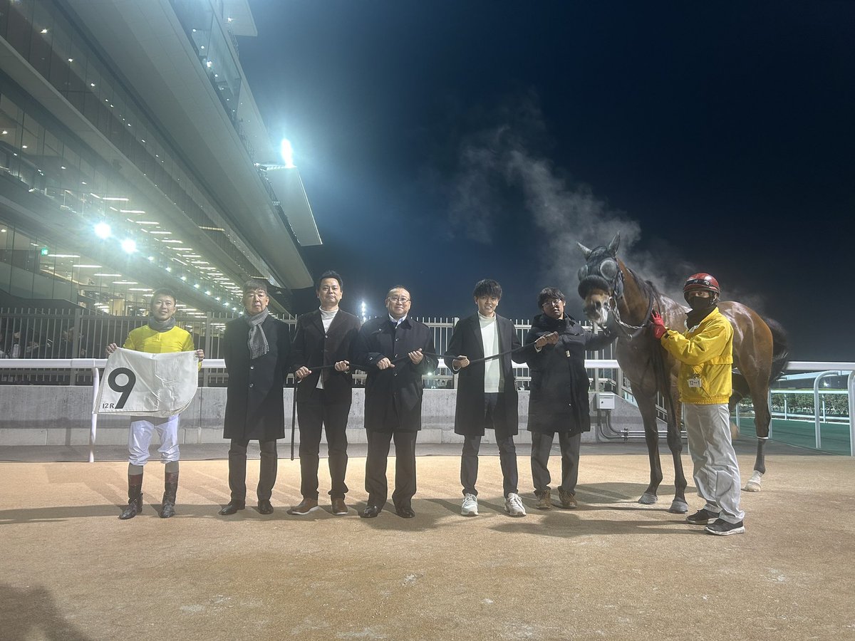 sawafuya's tweet photo. UMAUMAオーナーズ
マキシマムパワー2連勝！

本日船橋最終12R 冬夏青青特別(B2B3)
を見事6馬身差の圧勝で優勝しました！🥇

共有オーナーの皆さんおめでとうございます🎉

そして町田騎手、林先生、林正人厩舎、
関係者の皆さんありがとうございました😭

2026年澤風哉未だ負けなしの勝率100%でございます🐴

パドックでやたらお腹がすっきり、歩きも軽くなって力強く、痩せたのかと思ったら−1キロだったのでこれは中身が詰まってきたなと思い、レースでは見たことのない理想的なレースをしてくれました😭

いつもこの馬の成長には驚かされます🐴

次走は出ることができれば大きなチャレンジをしたいなと思います🔥
乞うご期待ください！

ありがとう！マキシマムパワー！