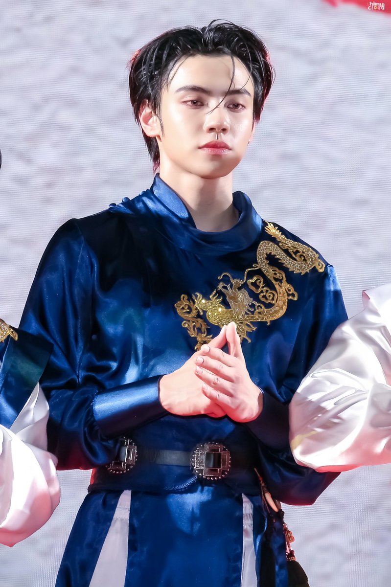 120226 | CNY ICONSIAM WITH BUS

新年快乐 🏮✨<a href="/PEEMWASU_/">PEEMWASU</a> 

#PEEMWASU 
#BUSCNYatICONSIAM