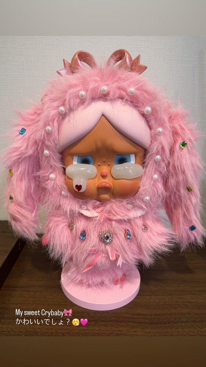 Cry Baby(クライベイビー) BLACKPINKのリサさんがコーチェラ2025の