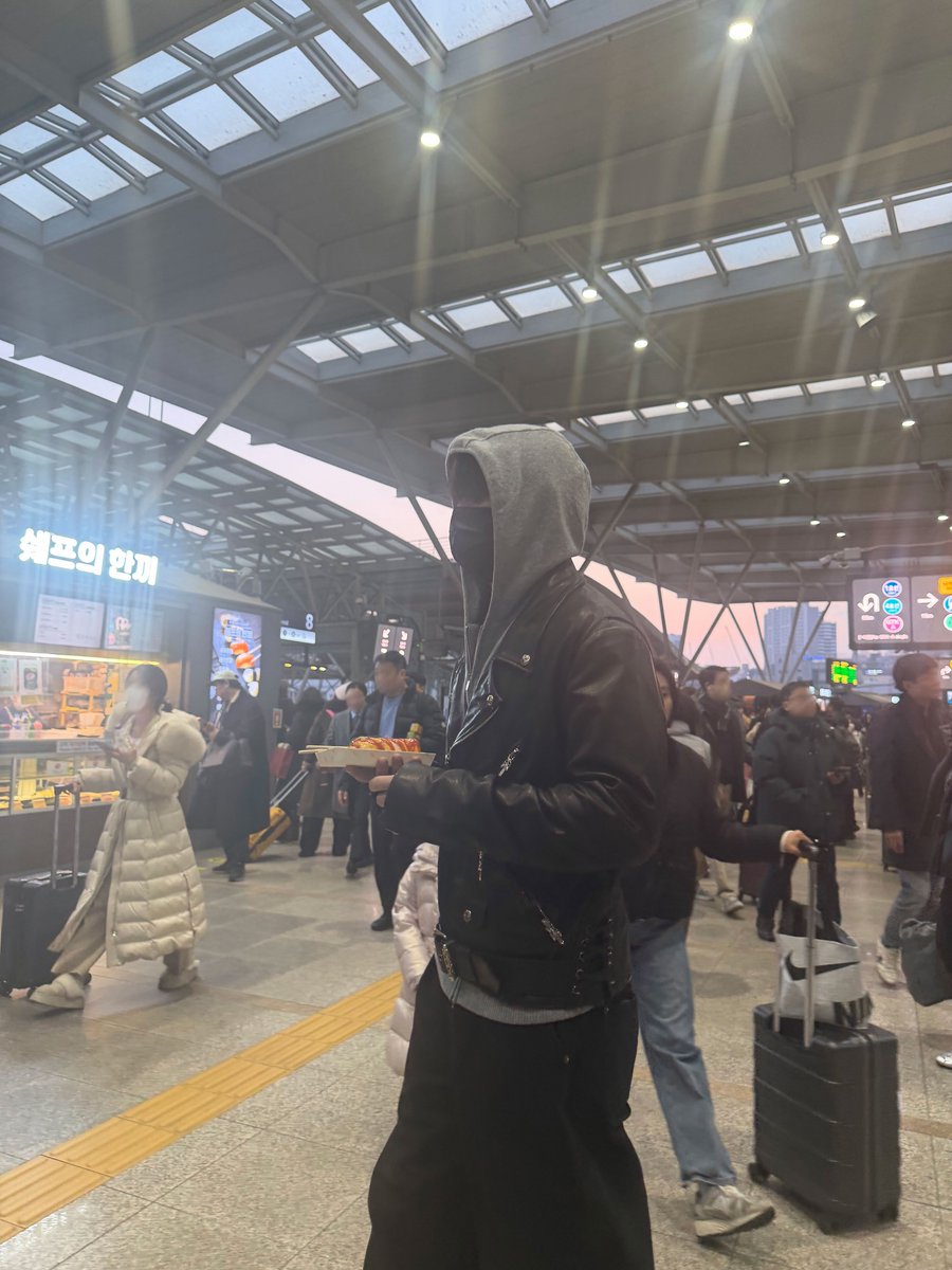 𝐀𝐑𝐆𝐀 tweet media