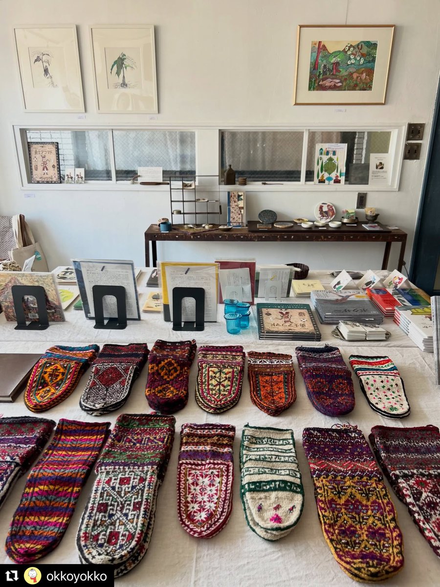 鎌倉招山さんでの絵本と硝子と靴下展は15日日曜日までです。

会場ではぜひごゆっくりお過ごしください😊