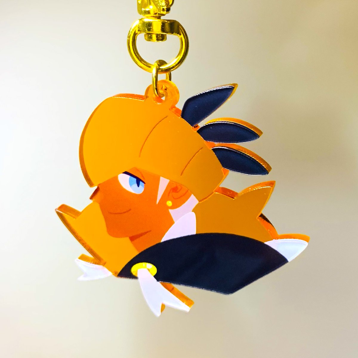 第一次試著印壓克力
順便練習拍商品照👍