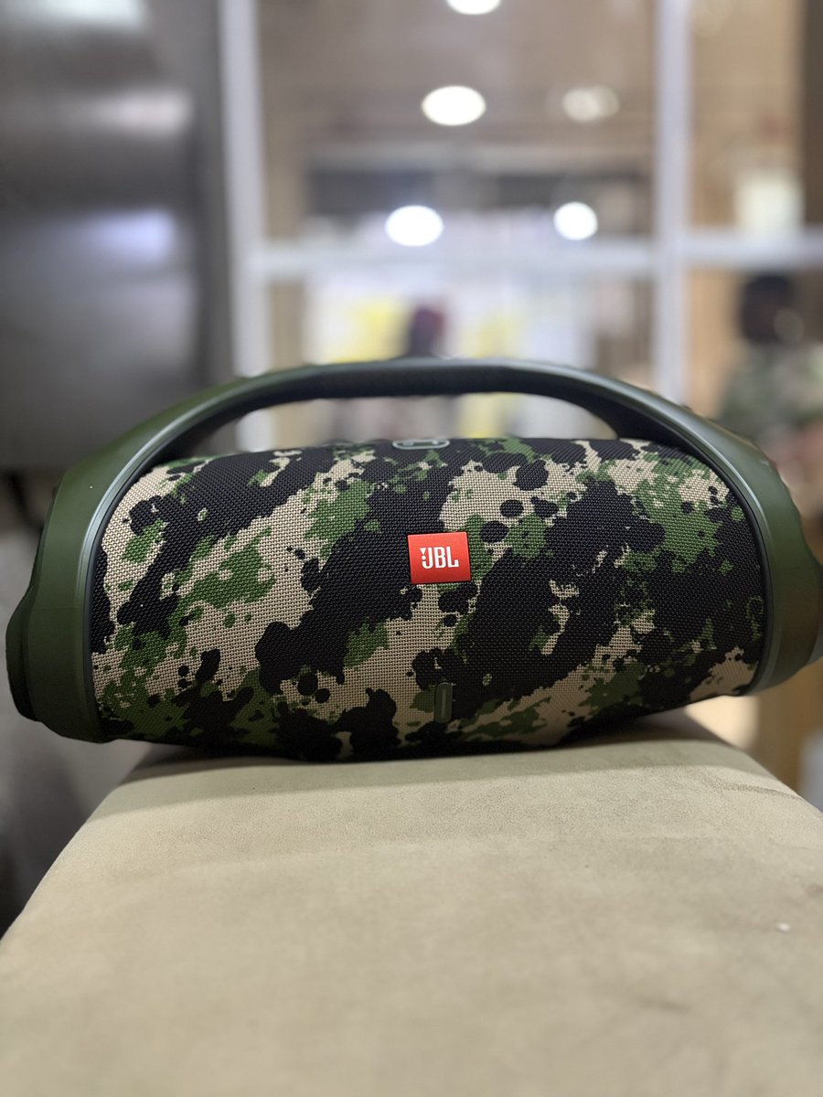 Yakatamarket_ng's tweet image. JBL Boombox 2 (Camo Edition) 🔊🔥
Massive Bass. 24hrs Playtime. Waterproof. Party Anywhere 💦🎶 ₦520,000

If you love loud, clean sound — this is for you.
Who’s taking this home? 👀👇

#JBL #Boombox2 #PremiumSound #BluetoothSpeaker #YakataMarketStore