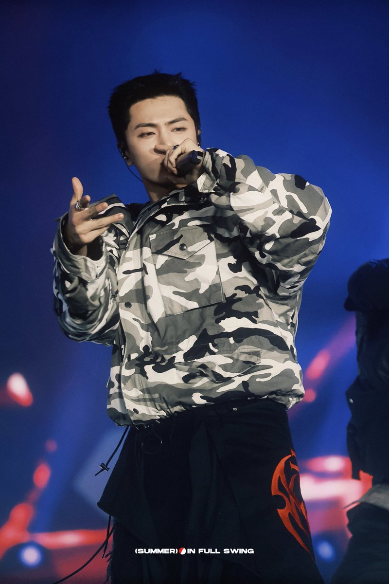 summerinfullswing tweet media