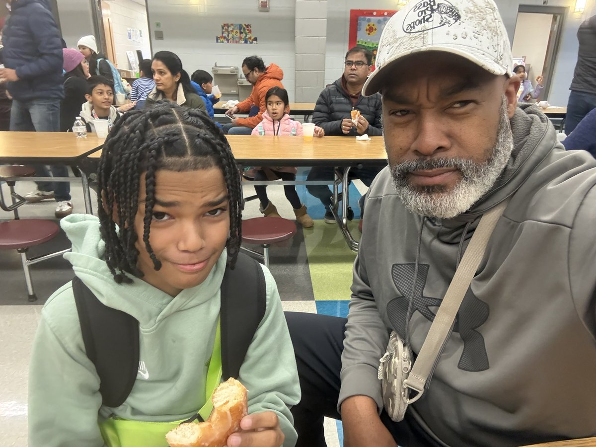 MarLovelace1's tweet image. Me and my bestie for "Father/Son" donut day this morning. Love this kid with all my being! 1/2 of my why. Don't ever stop being there whenever &amp;amp; however they need you. Nothing is more important! #ProudDad