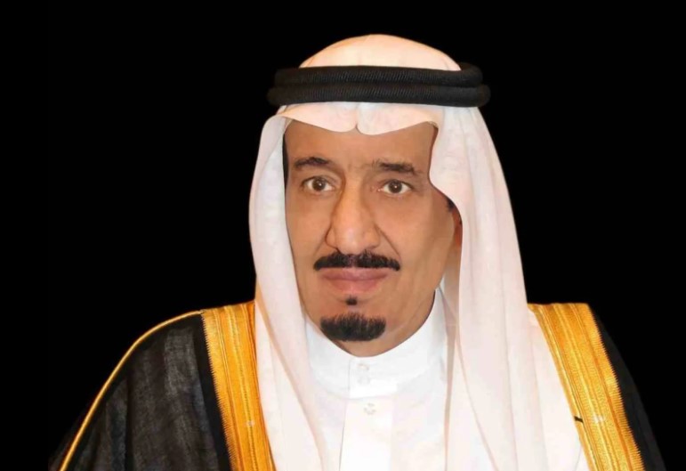 #عاجل |

صدور عدد من الأوامر الملكية في السعودية:

- تعيين الأمير راكان بن سلمان محافظًا للدرعية

- الأمير سعود بن نهار نائبًا لأمير منطقة المدينة المنورة

- الأمير محمد بن عبدالله نائبًا لأمير منطقة الحدود الشمالية

 - الأمير فواز بن سلطان محافظًا للطائف

- الأمير فهد بن سعد