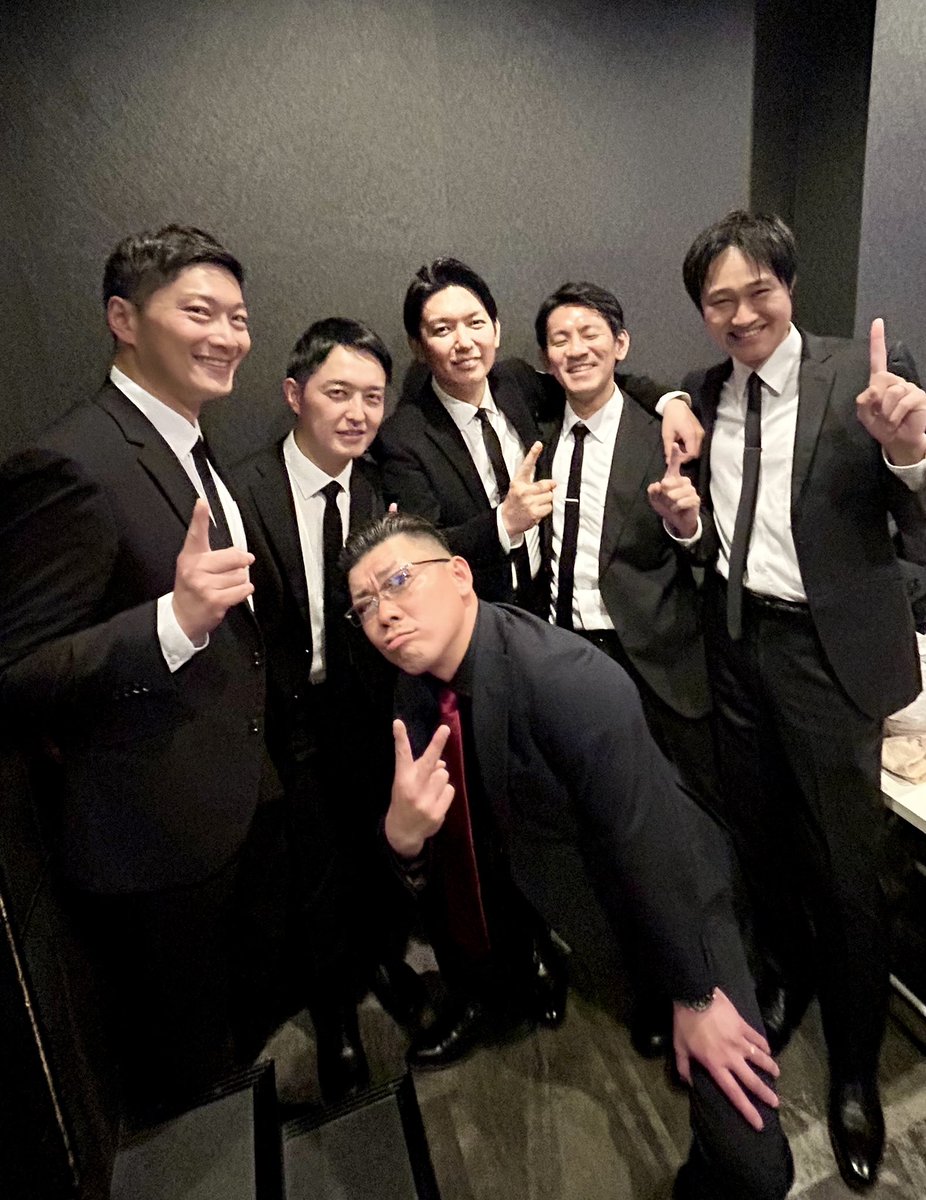 BamBCrew's tweet photo. Family vol.3にご来場いただいた皆さま、本当にありがとうございました🎤
対バンも最高で、幸せな時間でした✨
また、お会いできる日を心から楽しみにしています😎
そして、素敵な場をつくってくださった運営の皆さまにも感謝です🙏
#Family
#ファミアカ
#アカペラライブ https://t.co/FYYpLjPXQi
