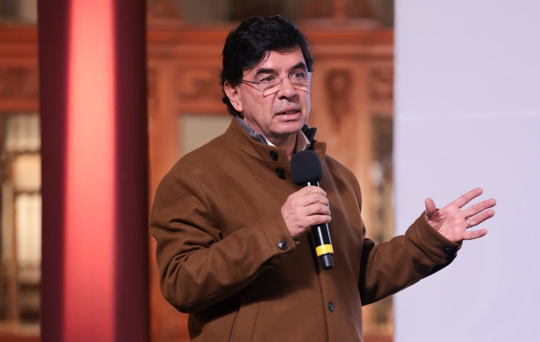 ¡Ups! Dice Ramírez Cuevas que él nunca sembró preguntas ni respuestas en las mañaneras… pues que explique por qué hay empresarios que dicen haber pagado hasta 200 mil pesos para que se le hiciera una pregunta específica a López Obrador. 
<a href="/SGarciaSoto/">Salvador García Soto</a> 

Por cierto, dice Ramírez