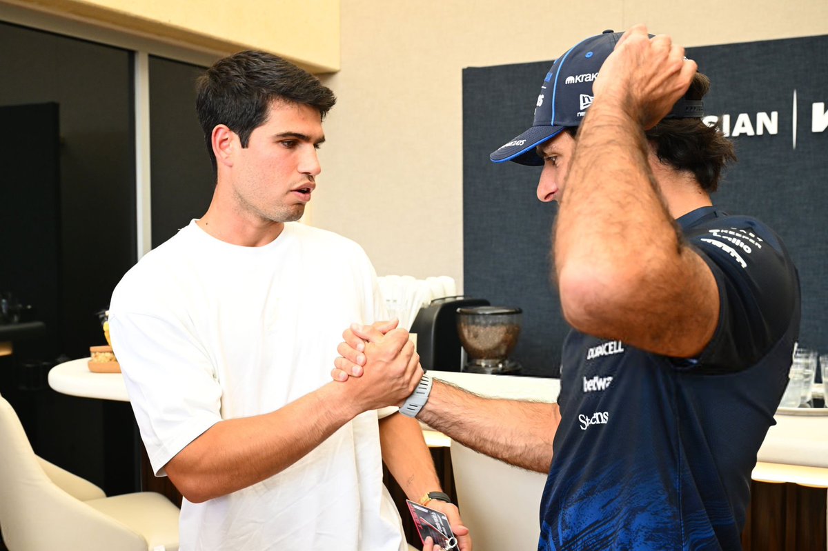 more pics of carlitos and carlos sainz