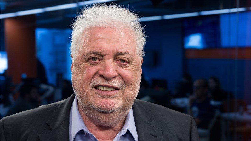 <a href="/EarlWagnerYo/">Dougie Jones 💚</a> Disculpame pero está mal la foto. No sé si es chiste o te equivocaste. De cualquier manera me parece una falta de respeto a un médico que tanto hizo por los niños y sus familias.

Socolinsky era este: