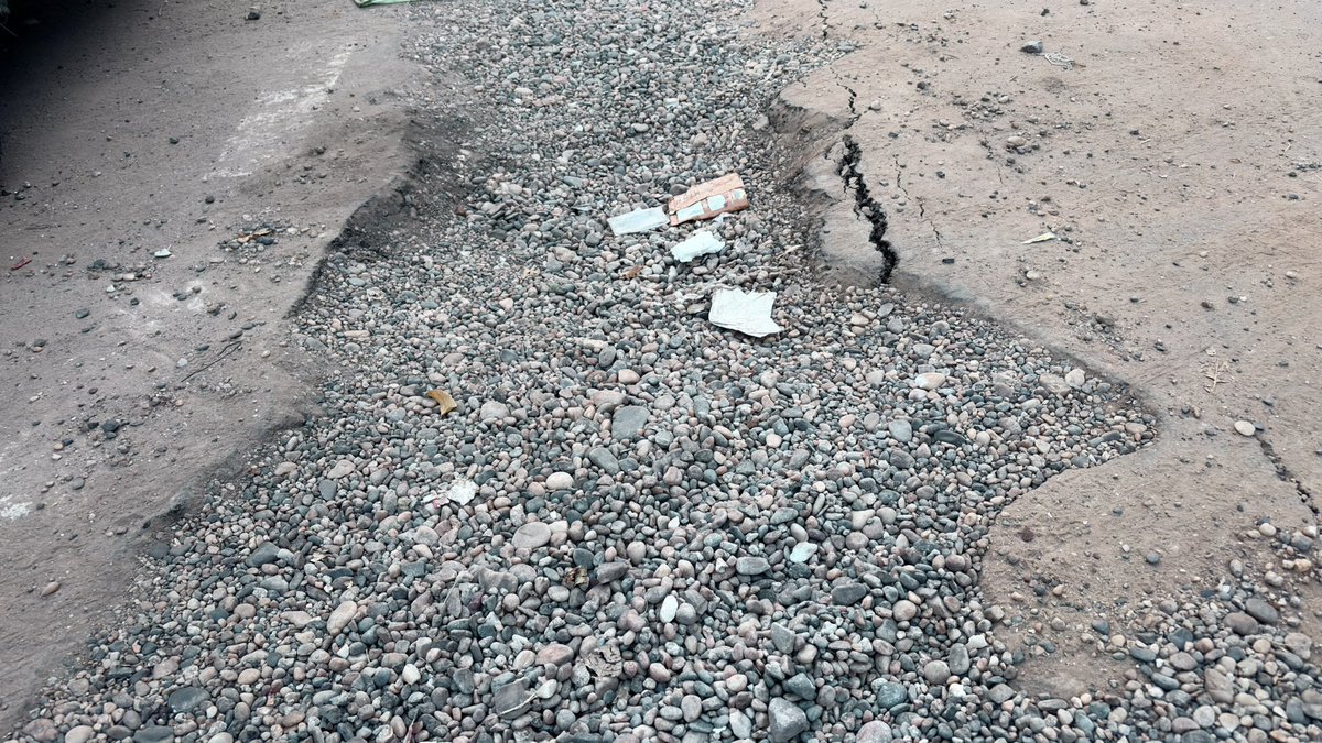 parthcshah7's tweet photo. @VMCVadodara Piping work was done on Yogi Nagar Township Lane near Chhani Ramakaka Deri. But the sand/gravel has not been filled properly. Please take corrective measures. Undulation may create issue in future. https://t.co/aZN3M0dBg4