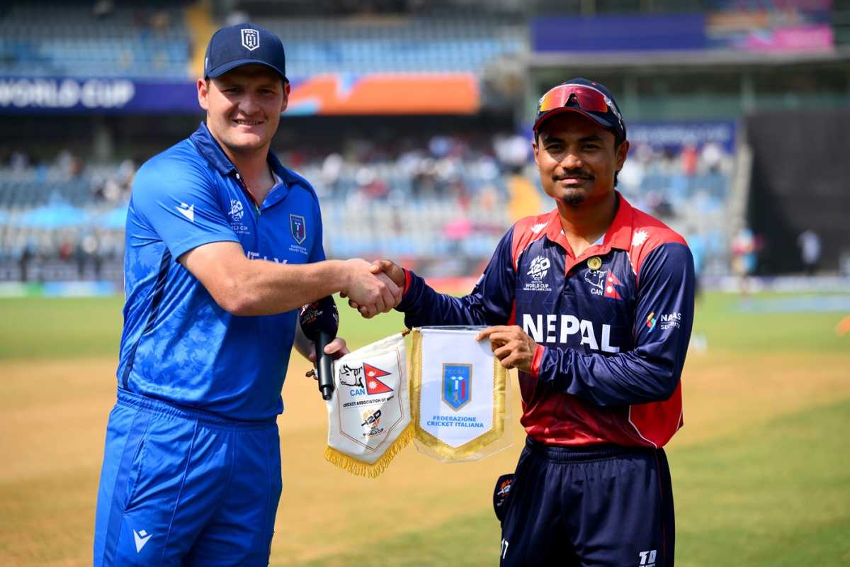 CricketSangrah's tweet photo. - 17,008 fans during ENG vs NEP.
- 21,577 fans during ENG vs WI.
- 13,406 fans during NEP vs ITA.
Large crowds for non-India games at Wankhede - Mumbai loves cricket.🏆❤️
#ENGvsNEP #ENGvsWI #NEPvITA #T20WorldCup2026 #T20WC2026 https://t.co/LQL7imDect